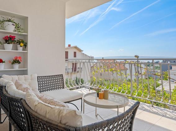 Luxury Apartment Beyond Stobreč Εξωτερικό φωτογραφία