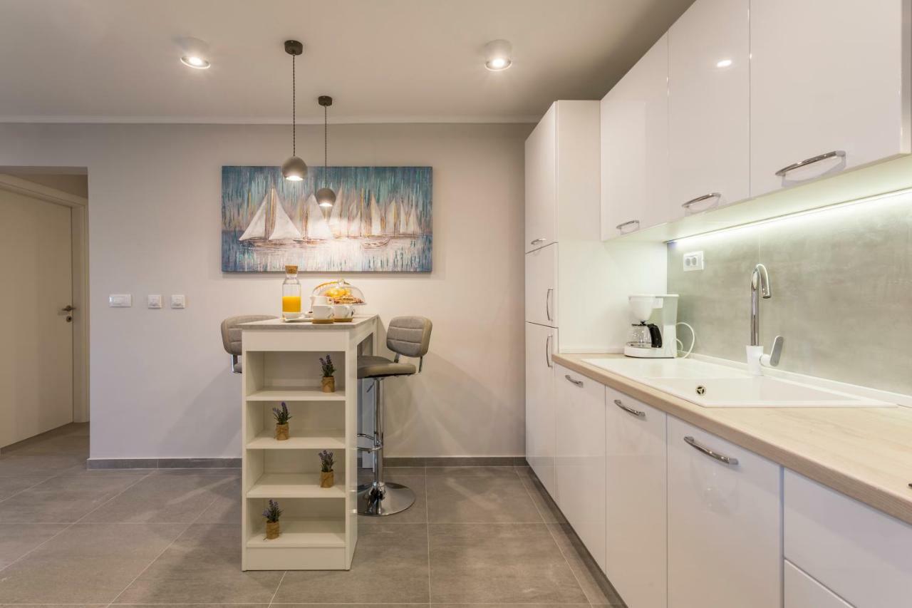 Luxury Apartment Beyond Stobreč Εξωτερικό φωτογραφία